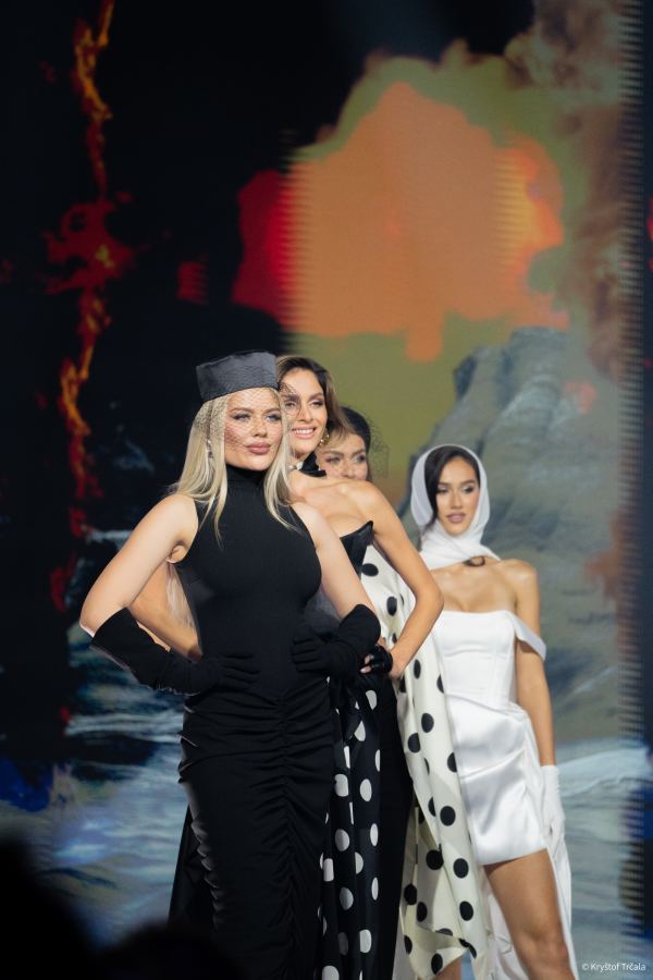 25MAY03_MISS CZECH REPUBLIC — Portrét, Společenská akce, fotografie 15