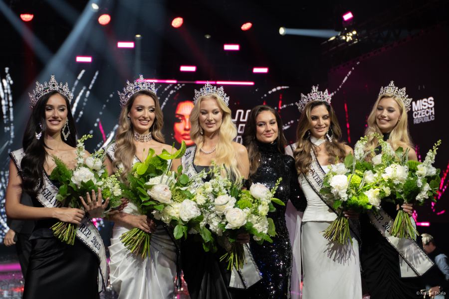 25MAY03_MISS CZECH REPUBLIC — Portrét, Společenská akce, fotografie 30
